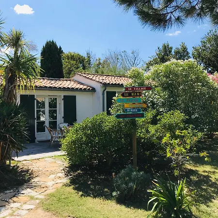 Le Jardin Des Portes Bed & Breakfast