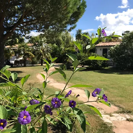 Alojamento de Acomodação e Pequeno-almoço Le Jardin Des Portes