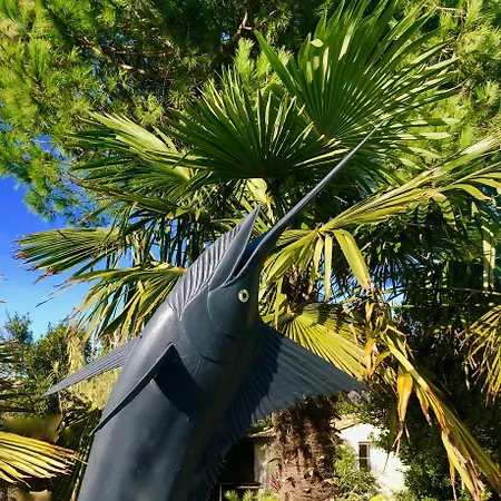 Le Jardin Des Portes Frühstückspension