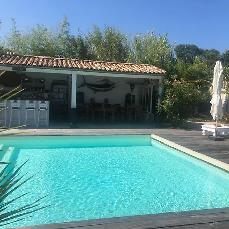 Le Jardin Des Portes 4*