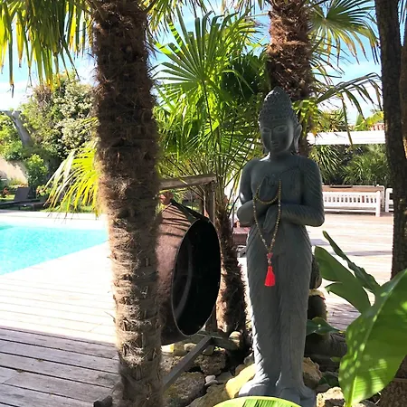 Le Jardin Des Portes Alojamento de Acomodação e Pequeno-almoço