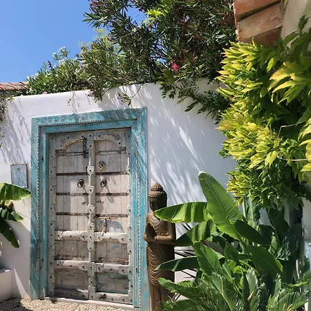 Alojamento de Acomodação e Pequeno-almoço Le Jardin Des Portes Les Portes-en-Re