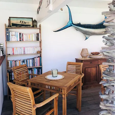 Bed & Breakfast Le Jardin Des Portes 4*