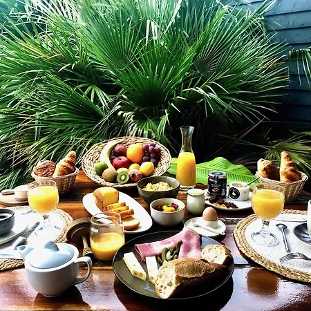 Alojamento de Acomodação e Pequeno-almoço Le Jardin Des Portes Les Portes-en-Re