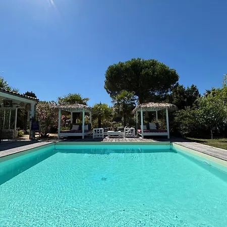 Le Jardin Des Portes 4*