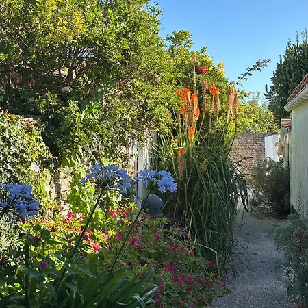 Frühstückspension Le Jardin Des Portes 4*